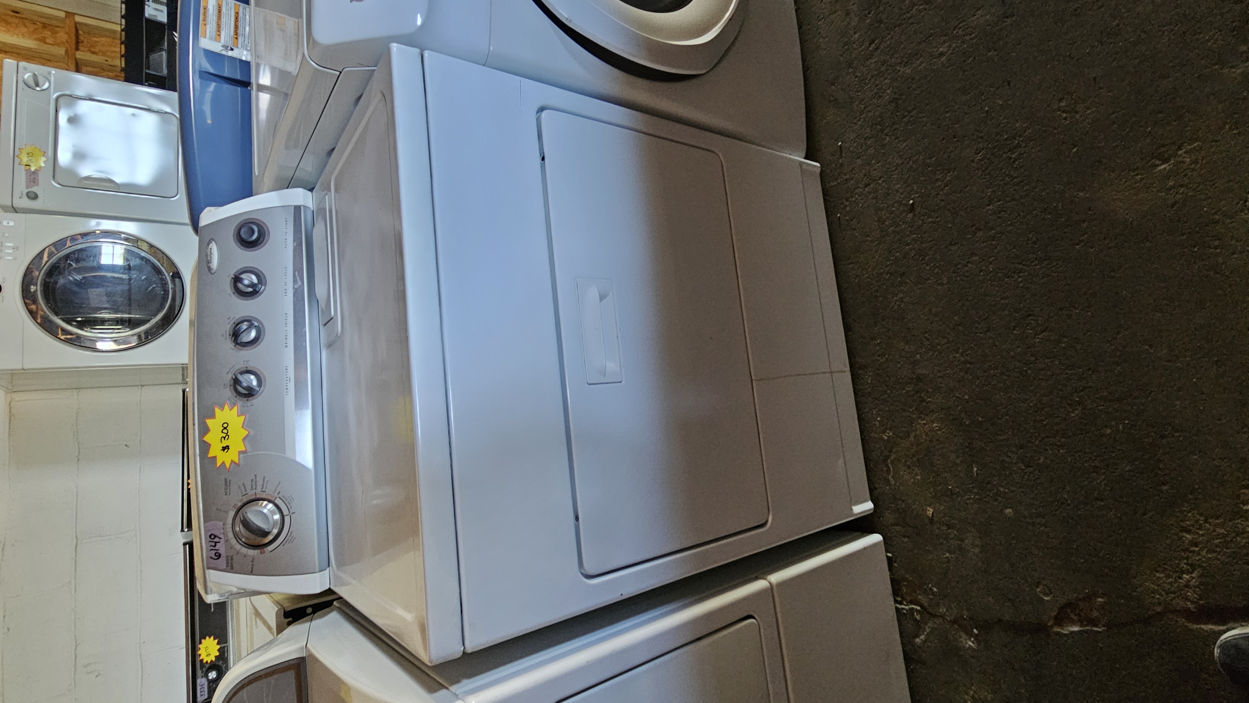 Whirlpool - Electric Dryer with AutoDry System