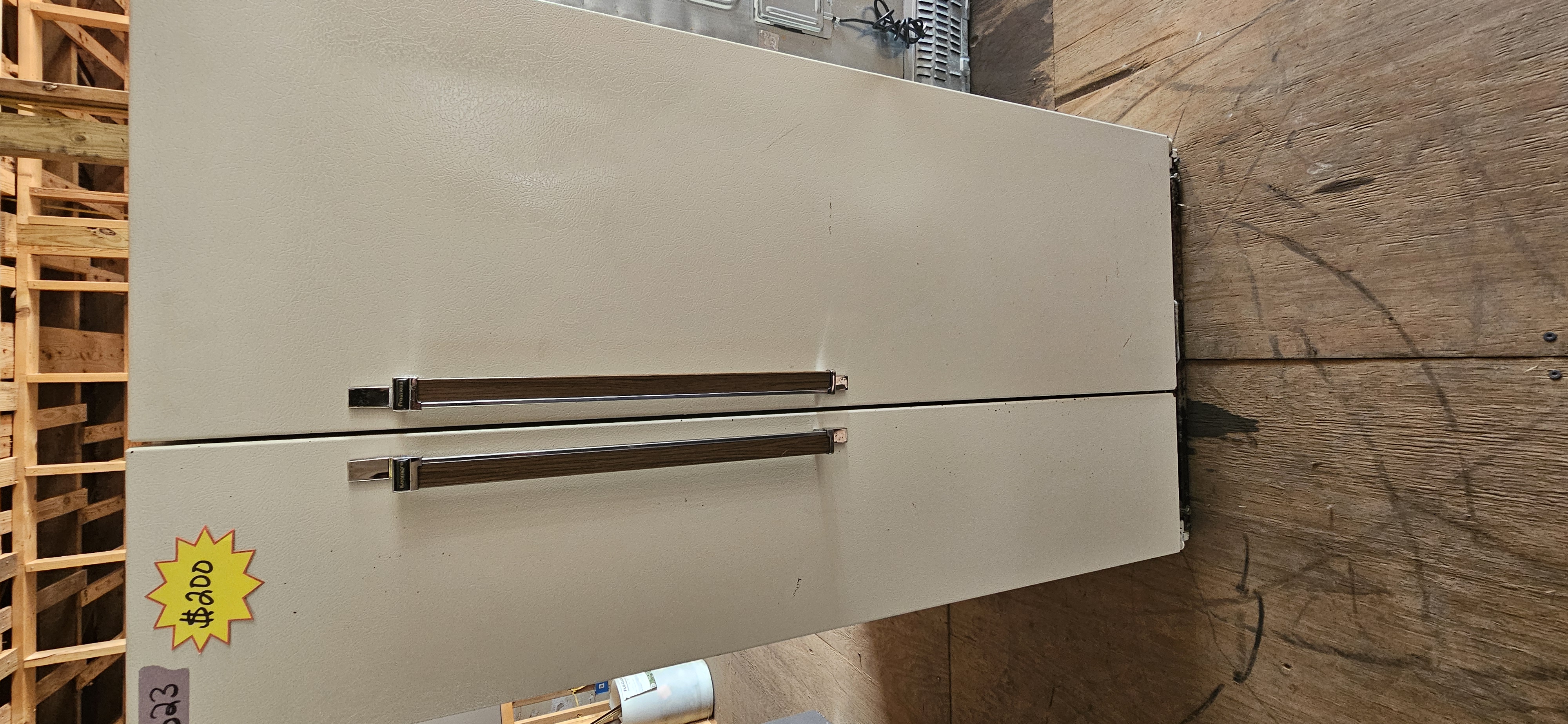 Side-by-Side Refrigerator with Icemaker