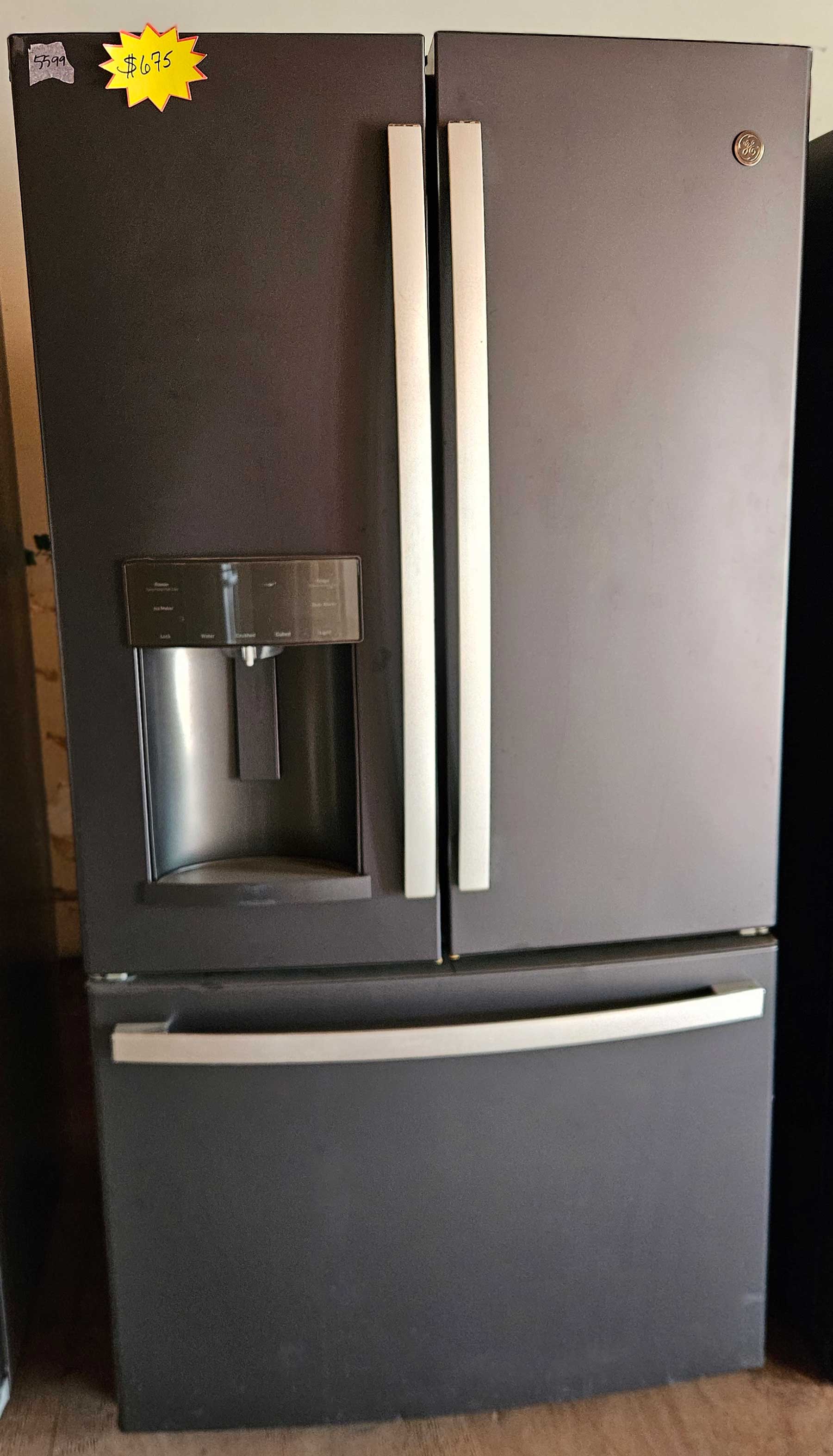 French Door Refrigerator - GE GFE28GELEDS | Roadrunner Appliance