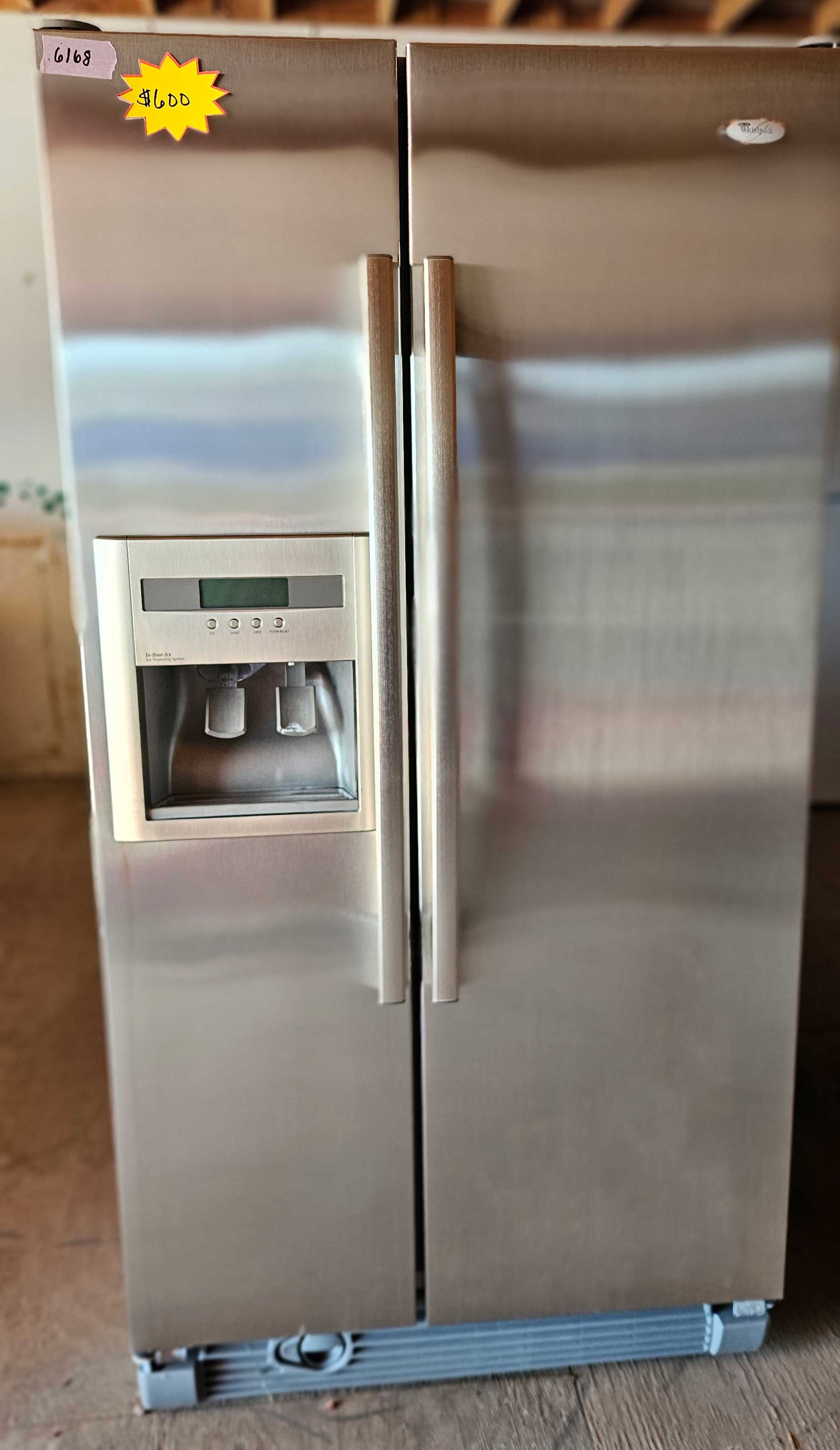 Side-by-Side Refrigerator with Exterior Ice and Water